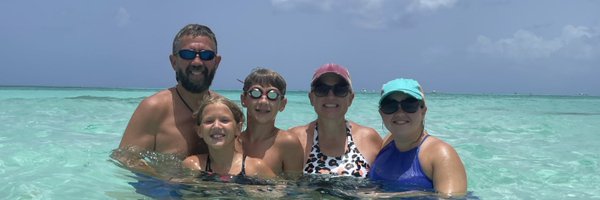 Kim_A_Sharp Profile Banner