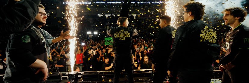 changeyourlense's profile banner image