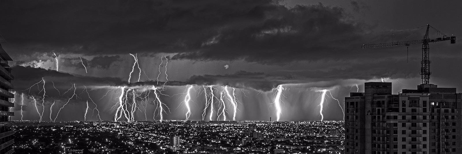 LiGHTNiNGHSZ's profile banner image