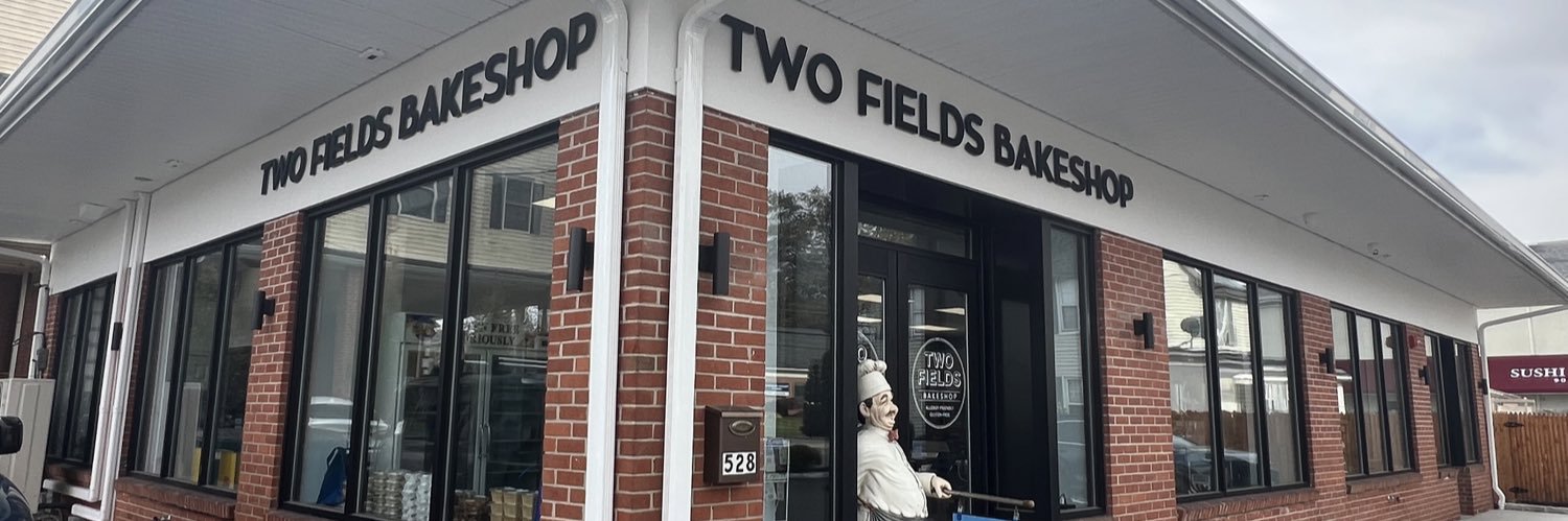 2FieldsBakeshop's profile banner image