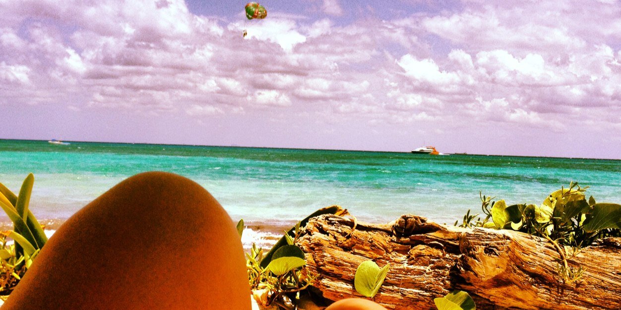 YnnelC's profile banner image