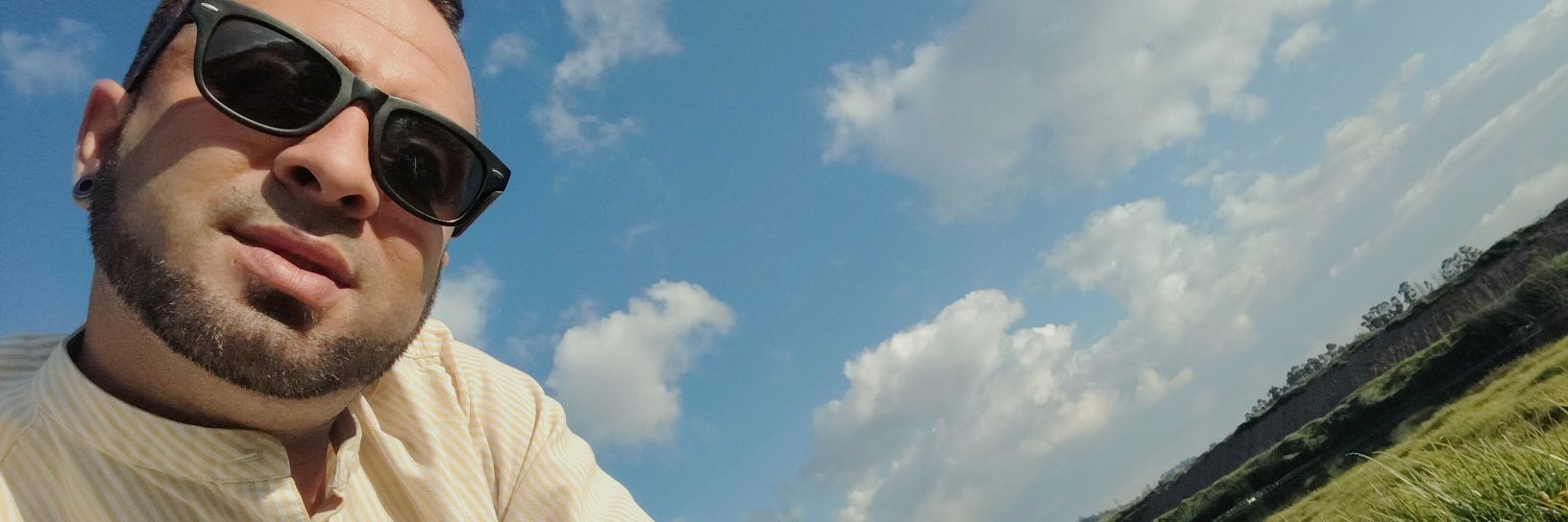 moneko90 banner