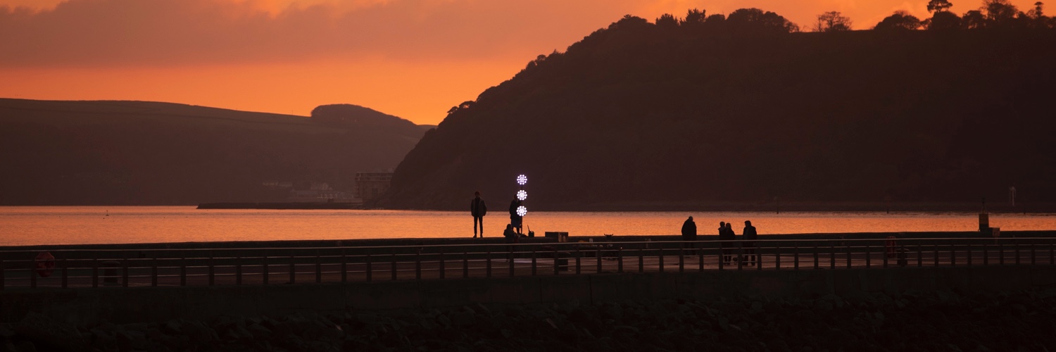 Still/Moving banner