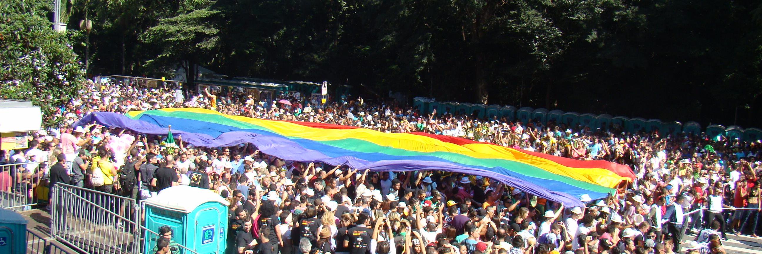 revistaarcoiris's profile banner image