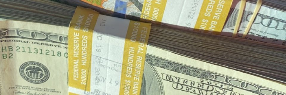 deannnner's profile banner image
