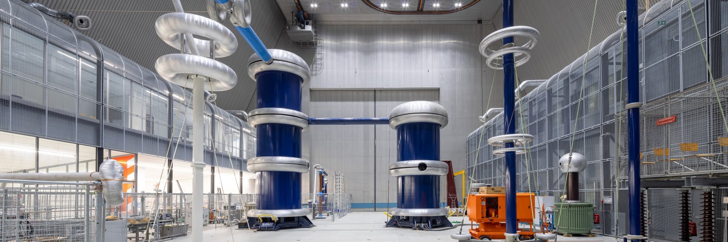 TU Delft EEMCS banner