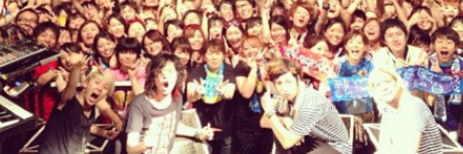 oopswatchi's profile banner image