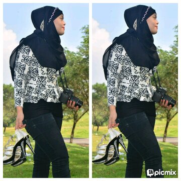 yuliaapriani's profile banner image