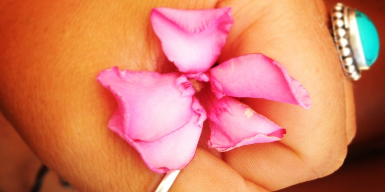 embea_merce's profile banner image