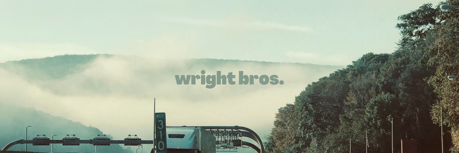 arisblakk's profile banner image