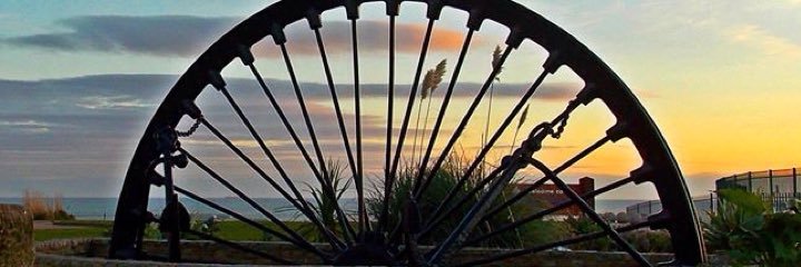 tinalowes61's profile banner image