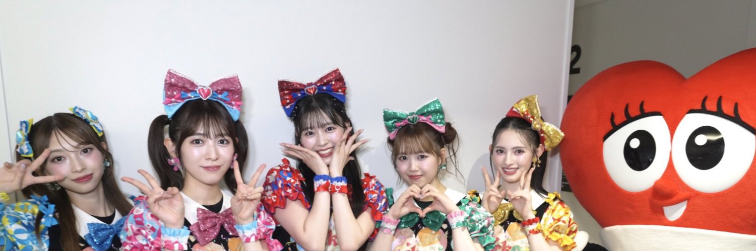 PinkJeti's profile banner image