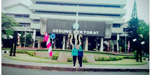 Putri Lestari banner