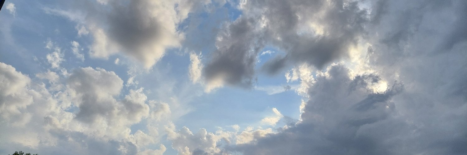 a_tomaello's profile banner image