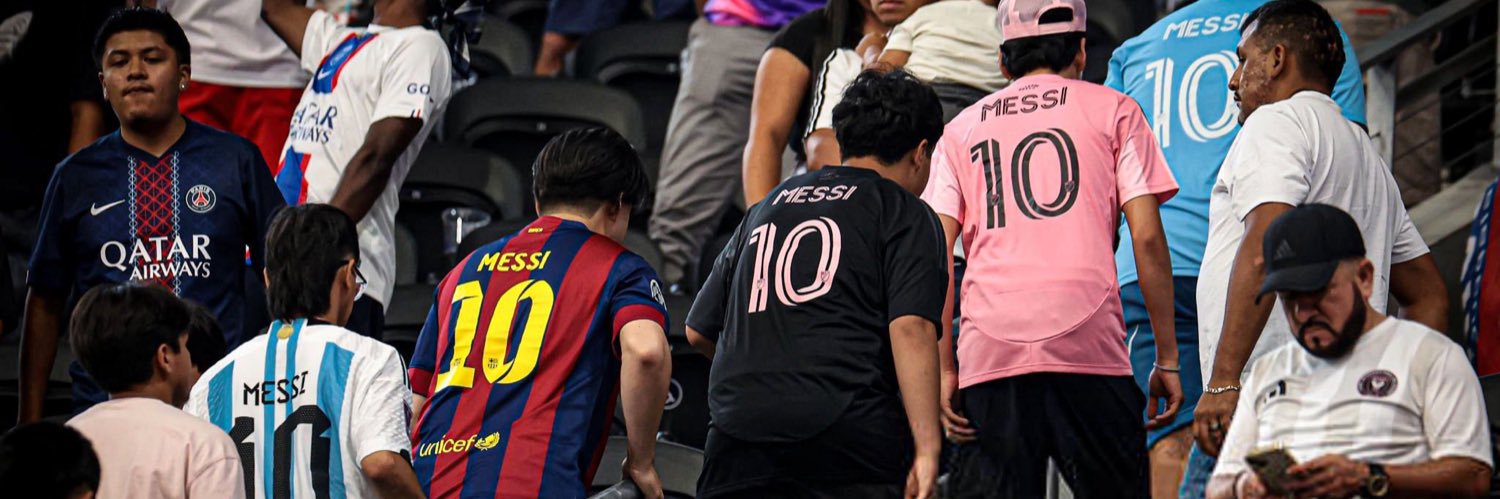 pe_sarmiento's profile banner image