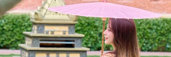 Elizabethofyou Profile Banner