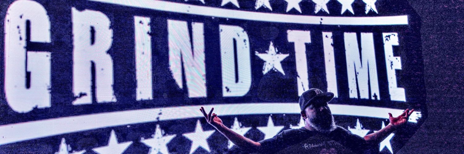 The ghost of Mic Phenom's banner