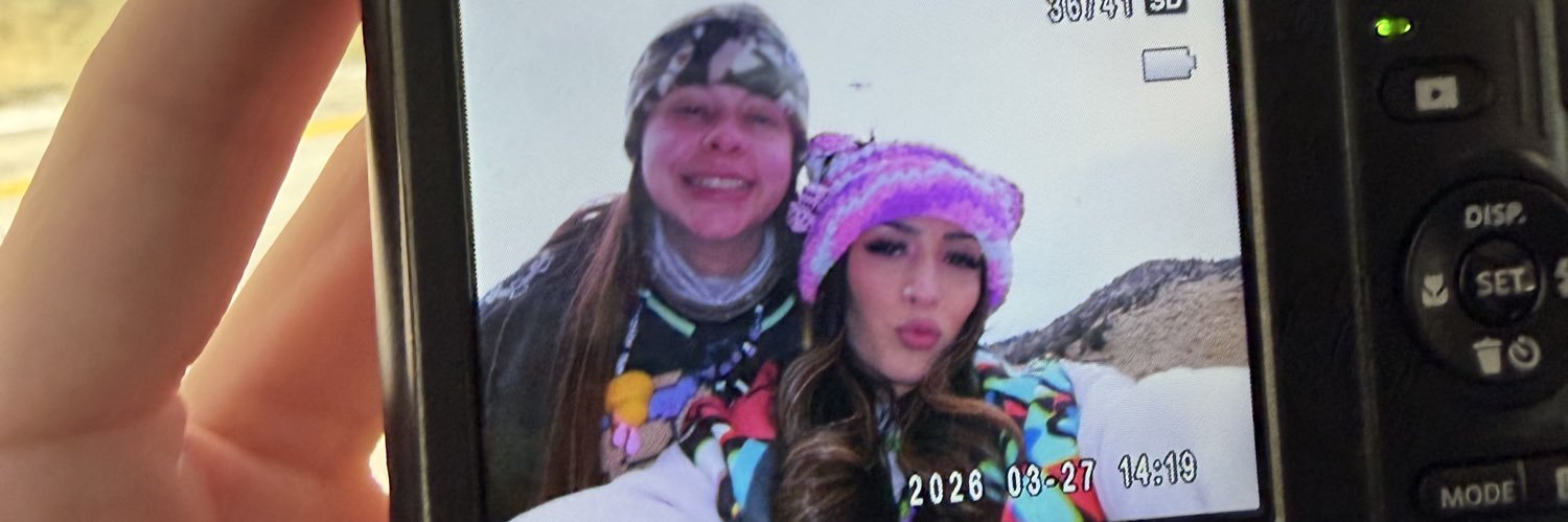 Cecee_ox's profile banner image