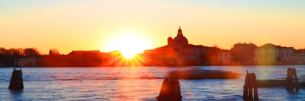 wes_deng Profile Banner