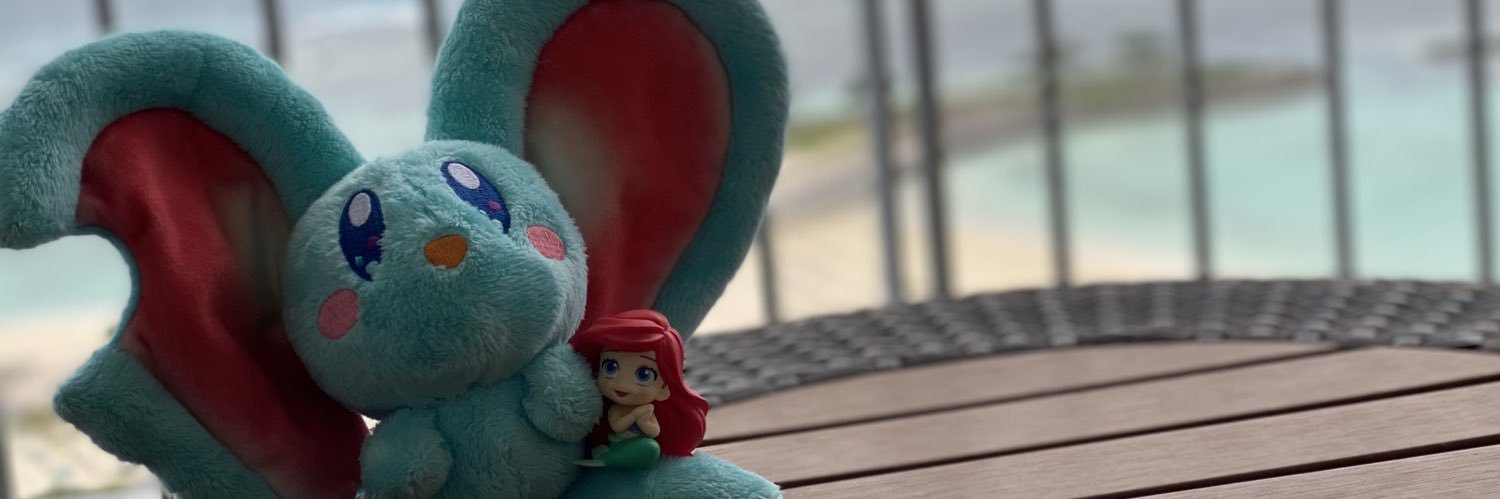 ninakei's profile banner image