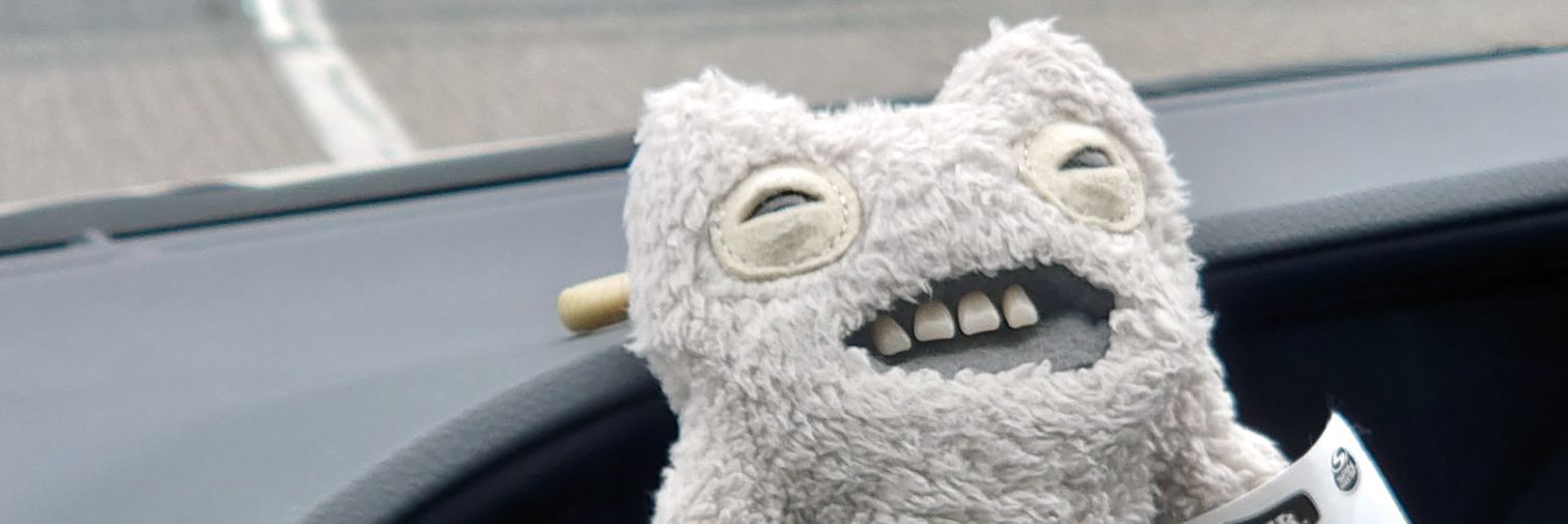 om·i·　おみ banner