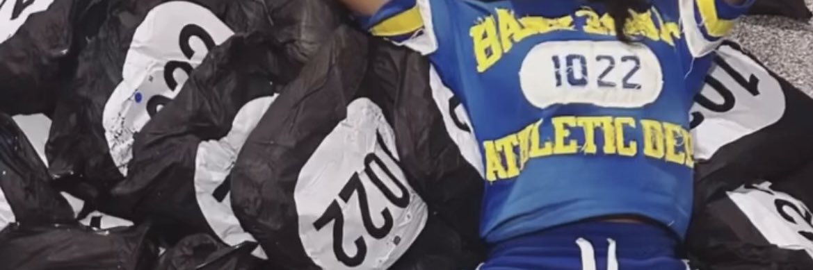 The.real.Arre's banner