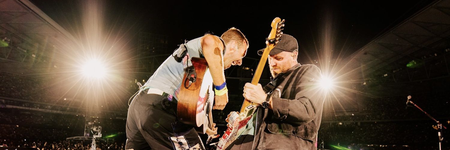 Yeshadows★ 🌙 banner