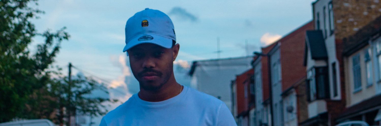 elmillero's profile banner image