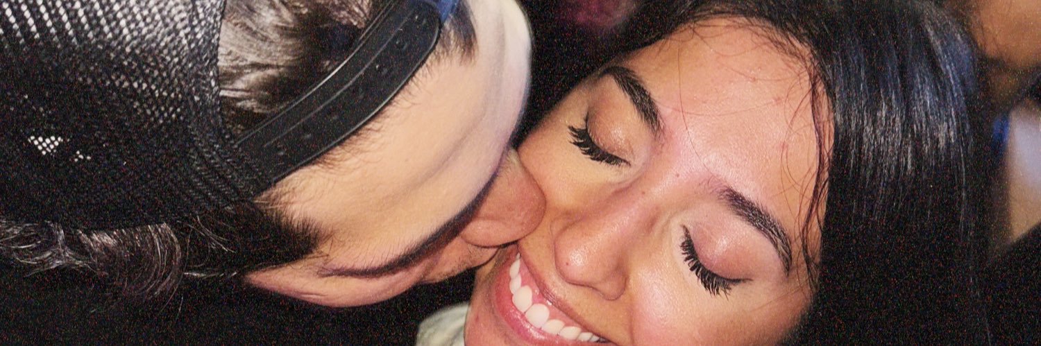 karli________'s profile banner image