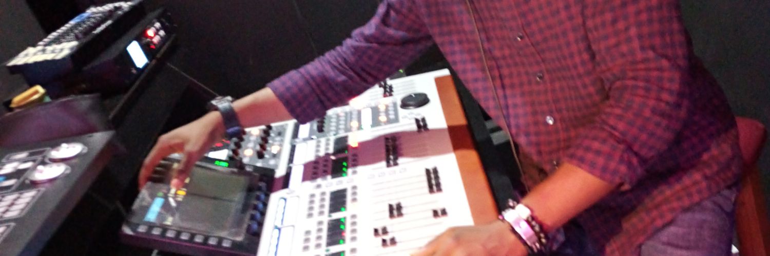 Stevekeyz🎶🎶🎵🎹🎹📼📼's banner