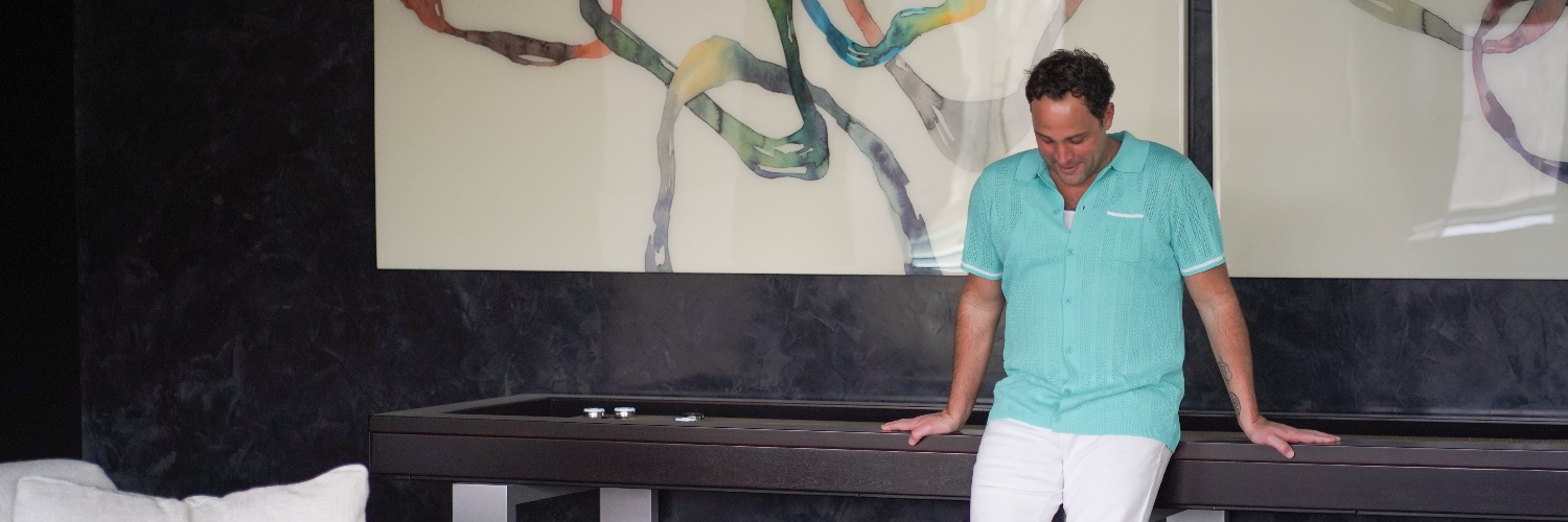 Brett Wiscons banner