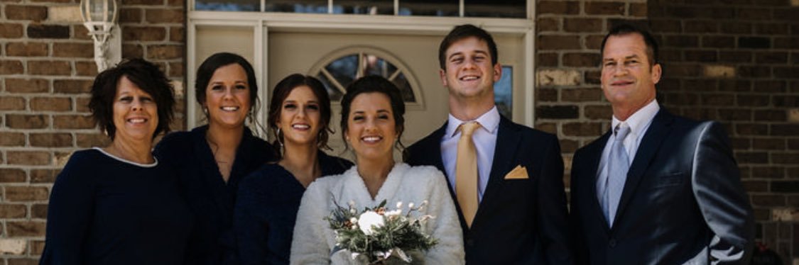 peyton_mayer2's profile banner image