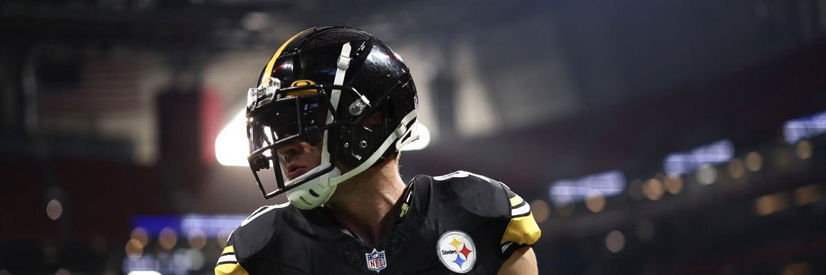 Deshaun Watts’ Son banner