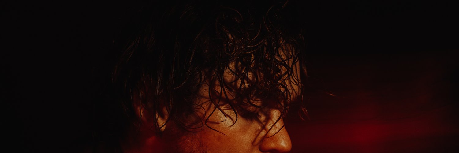 zzvicio's profile banner image