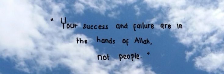 r__aulia's profile banner image