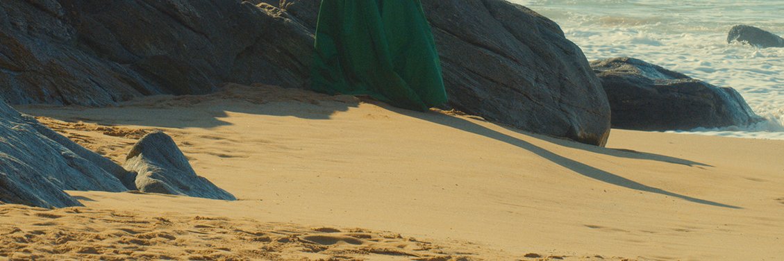 Andrea Vallejo banner