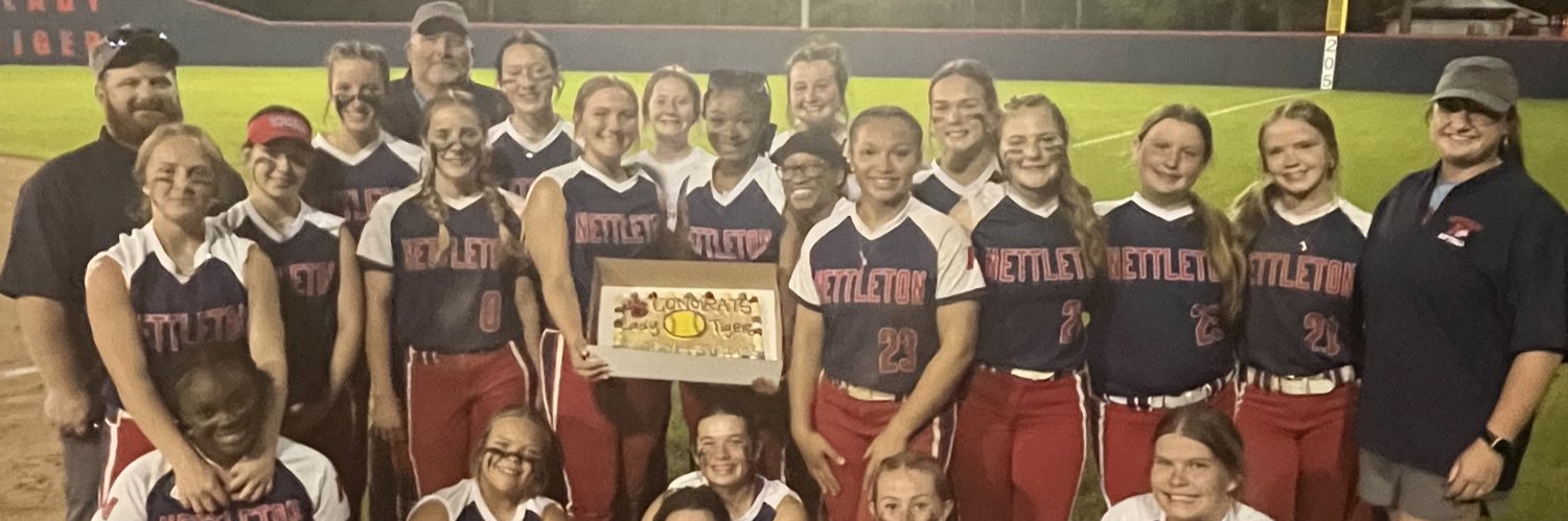 Nettleton Softball's banner