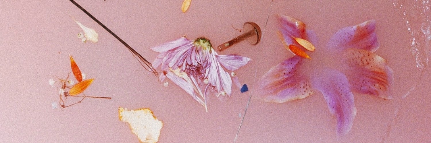 ximenacstr_'s profile banner image