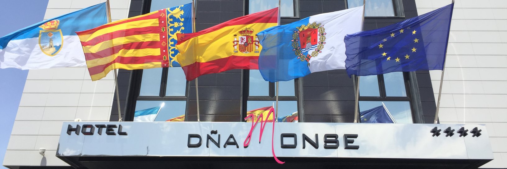 Hotel Doña Monse banner