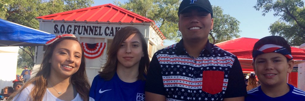 angiecerv's profile banner image