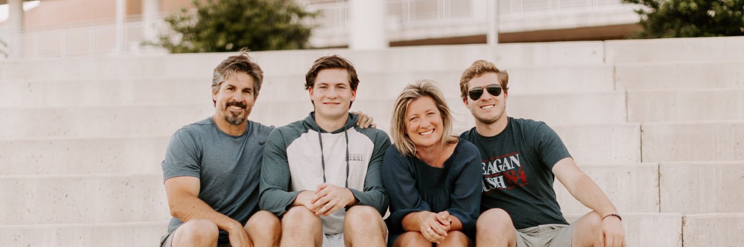 NStraussHouse4's profile banner image