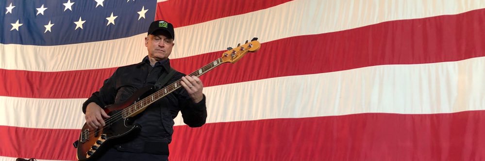 Gary Sinise's banner