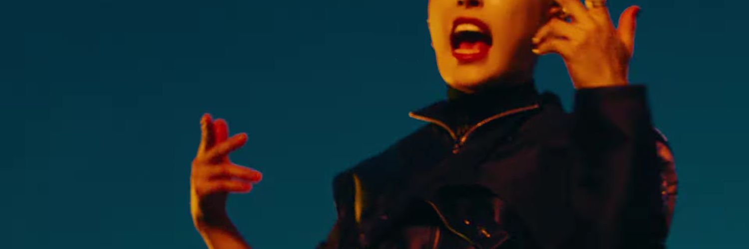 ⩜⃝mira ☾🎭's banner