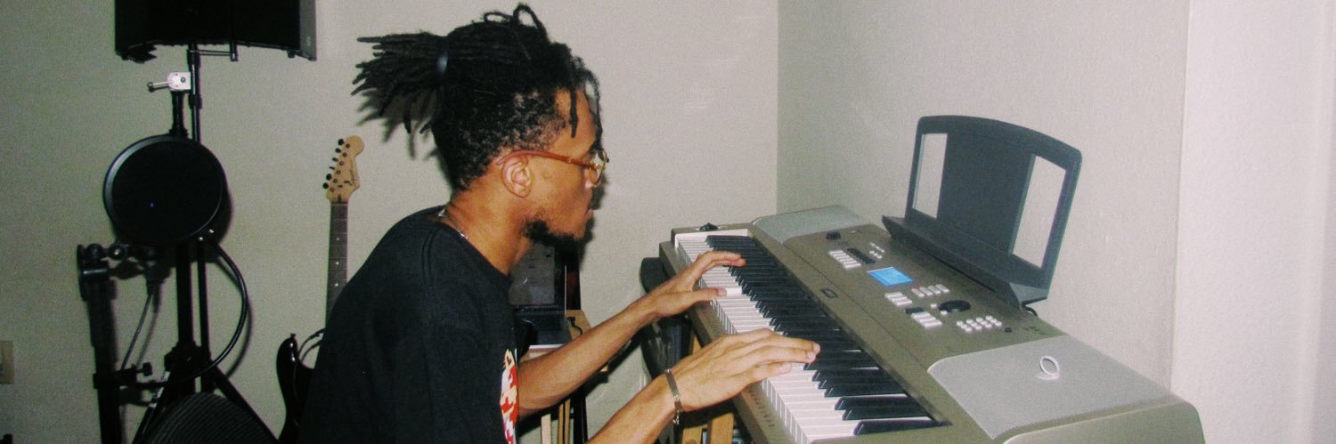 Tzzy__'s profile banner image
