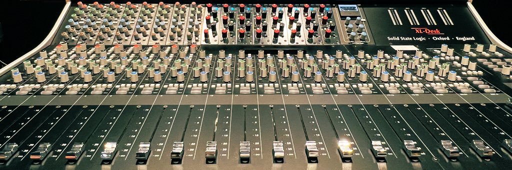 GUNJI | Sound Engineer | 作曲家｜音楽プロデューサー ｜ banner