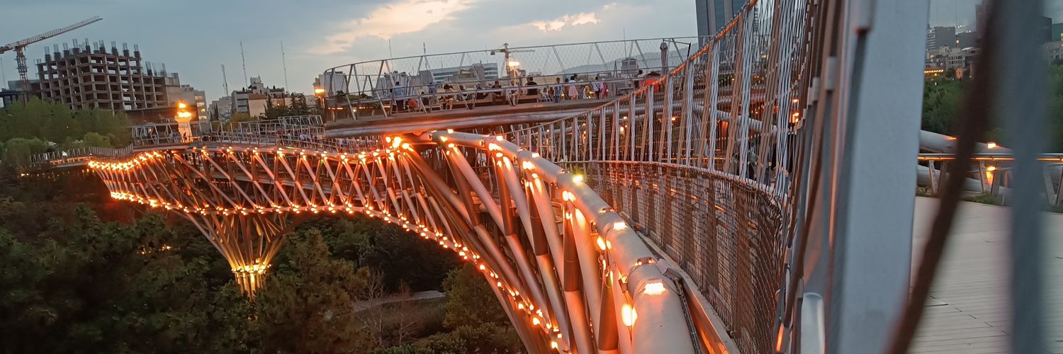 پروفسور (روانشناسِ مهندس) banner