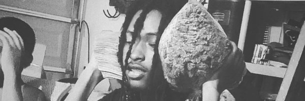 Emann4l Profile Banner