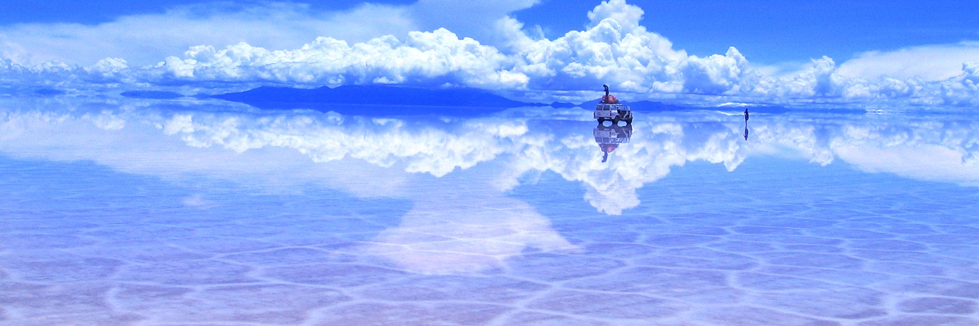 yazashin's profile banner image
