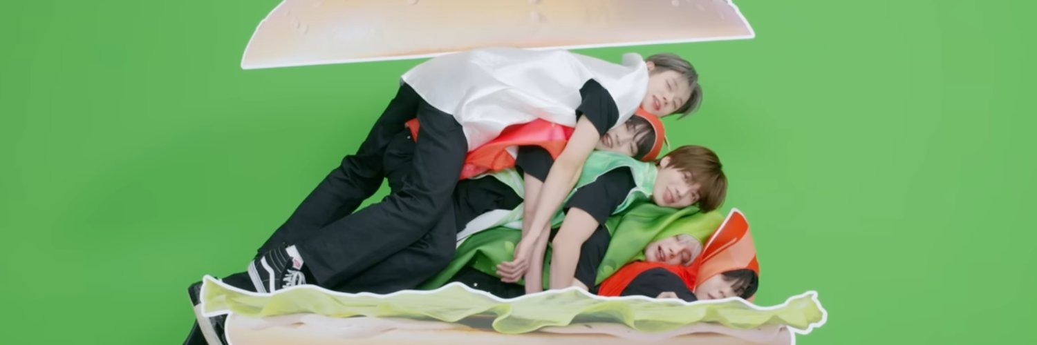 lunie 🌙 🧸 𓇢𓆸 banner