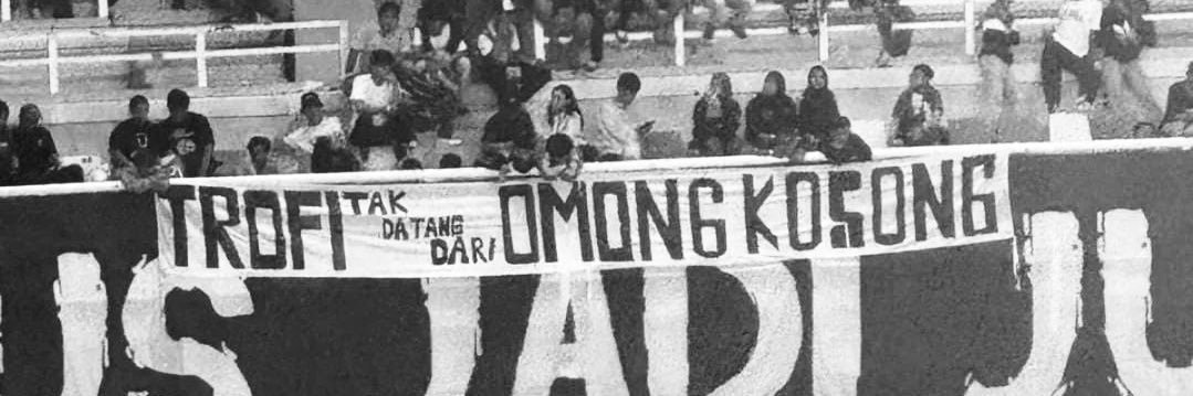 TAMAN LADS CLUB banner